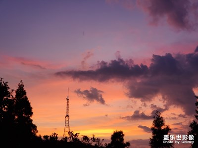 【天邊的云】+

傍晚