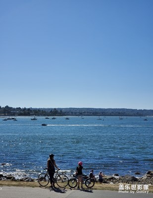 秋天里的城市～