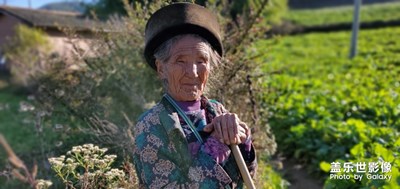 利用工作之便拍攝的