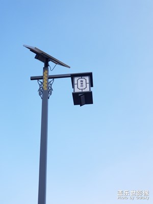 喜歡在路上的感覺，總能遇見意外的風景。