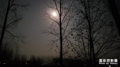 【色彩】+十五的月亮十六圓