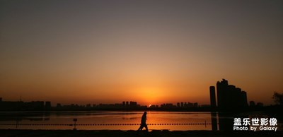 【2019最美瞬間】+年度醉美余暉，鏡頭下的惆悵詩(shī)意