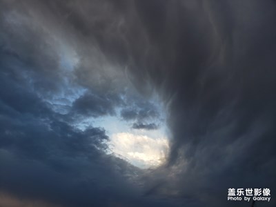 【繽紛世界】+多彩天空