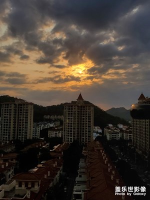 有沒有大神給我這兩張拍照給點(diǎn)建議，隨手拍的