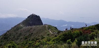 登頂七娘山