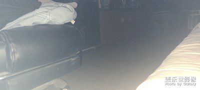 不開夜景模式，直接開閃光燈