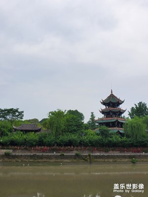 望江樓，望江流