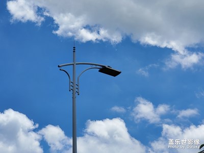 洪水退去，盛夏來臨