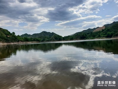 山河遠闊