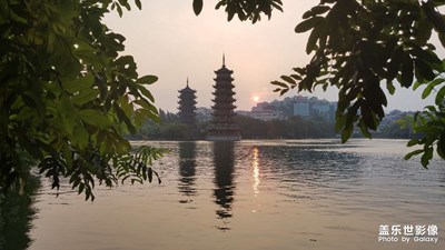 桂林日月雙塔黃昏
