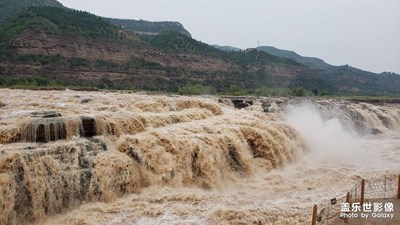 陜西宜川壺口瀑布