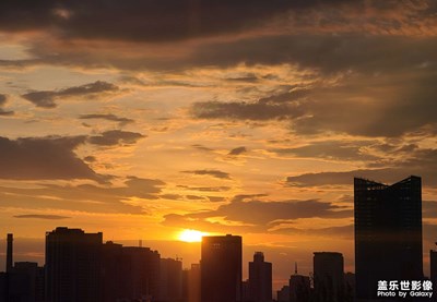 追影逐色/烏魯木齊