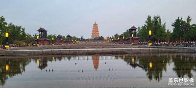 我愛(ài)我的城，夜色大雁塔。