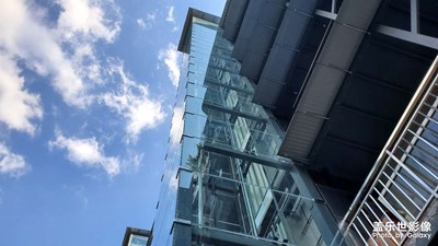 現(xiàn)在小縣城好多這種*電梯