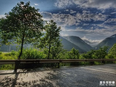 嘉陵江沿途風(fēng)光