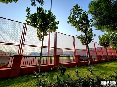 清晨寧靜的校園