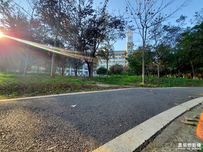 武漢科技大學(xué)