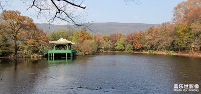 水榭秋色