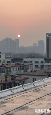 夕陽(yáng)西下，