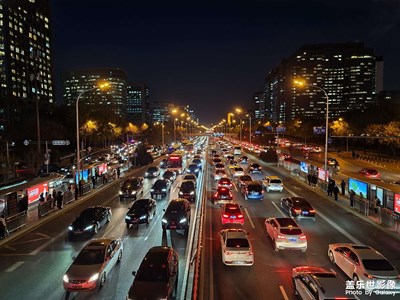 車(chē)來(lái)車(chē)往