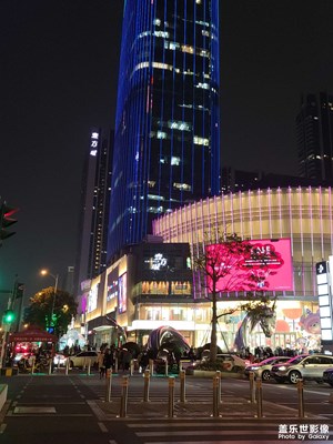 【喜迎元旦】+  今夜燈光燦爛