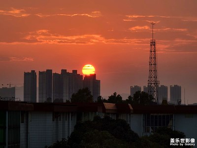 拍了太陽，拍月亮。。。