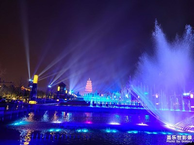 我愛我的城，夜色大雁塔！