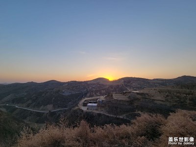 老家的夕陽西下