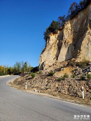 【歡度春節(jié)】家鄉(xiāng)的山