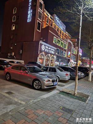 發(fā)幾張夜景