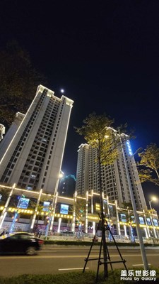 路過新房！拍照留念