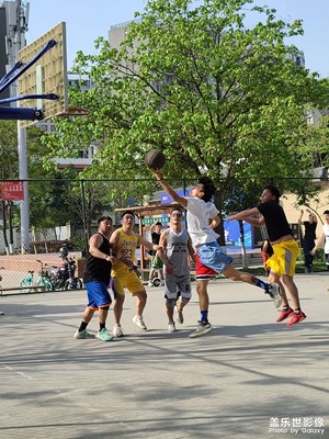 社區(qū)籃球運(yùn)動(dòng)比賽