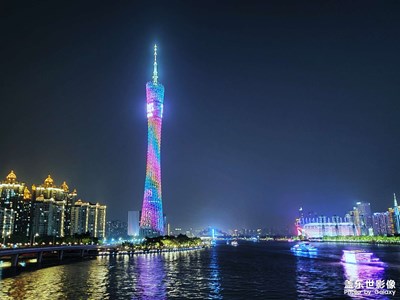 Note10+拍的夜色中的廣州塔
