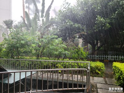 【隨處風(fēng)景】+ 下雨啦