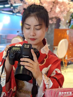 谷歌相機拍的，單攝像頭虛化效果還不錯嘛