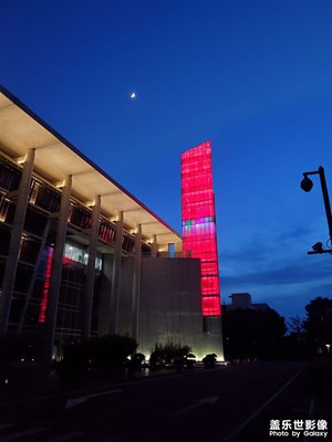 明月當(dāng)空照