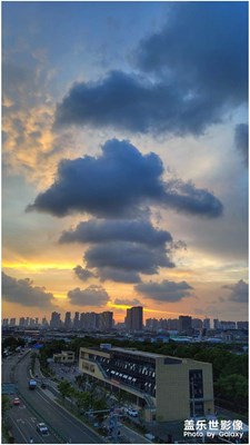 【日暮時(shí)分】