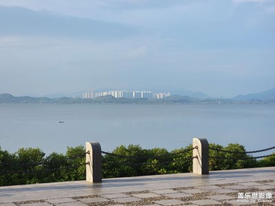 深圳灣畔~香港