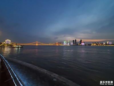 曾經(jīng)的夜色