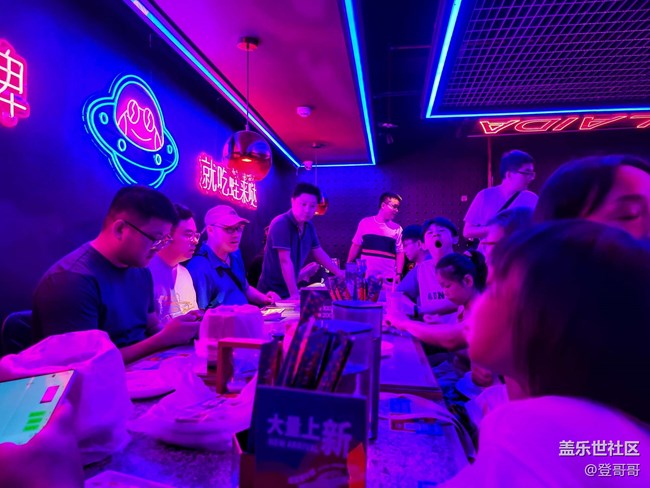 #三星快閃店打卡+榮耀星粉全家出動