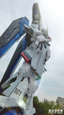 少年，你相信光嗎