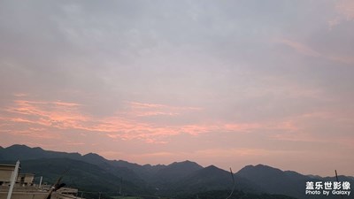 【隨走隨拍】 光影。彩虹。