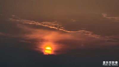 【隨走隨拍】 彩云飛