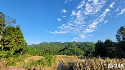 恰如其分的“秋高氣爽”