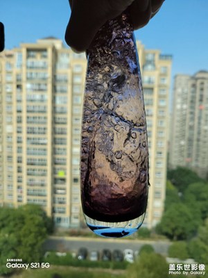 一個花瓶里的洶涌波濤