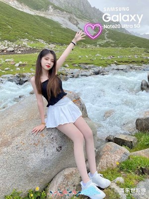 人美早餐美，月亮美。