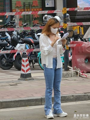 S20U隨手街拍美女