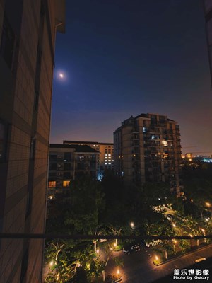 2022年4月20日月亮。