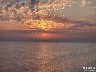 海邊日出