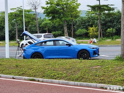 三星s20零距離拍模特